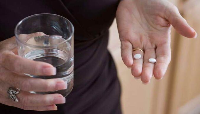 A mellkasi osteochondrosis tablettáinak fogadása
